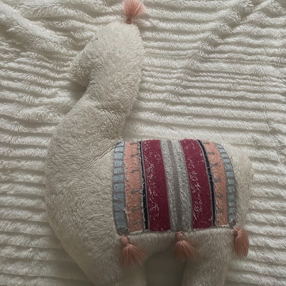 Fluffy lama decor pillow